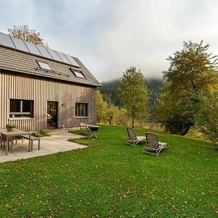 Feriehus Lug Ins Tal - 2 Haeuser